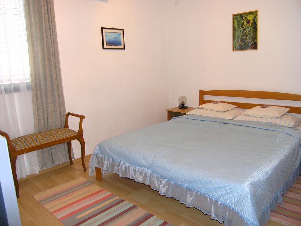 Apartmani Plach Крк Экстерьер фото