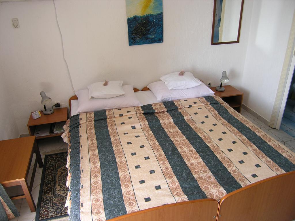 Apartmani Plach Крк Экстерьер фото